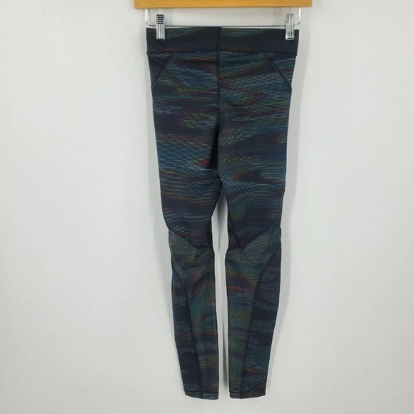 Nike Pro HyperCool Rainbow Stripe Wind Wrap Cropped Athletic Leggings Size XS - Picture 3 of 11